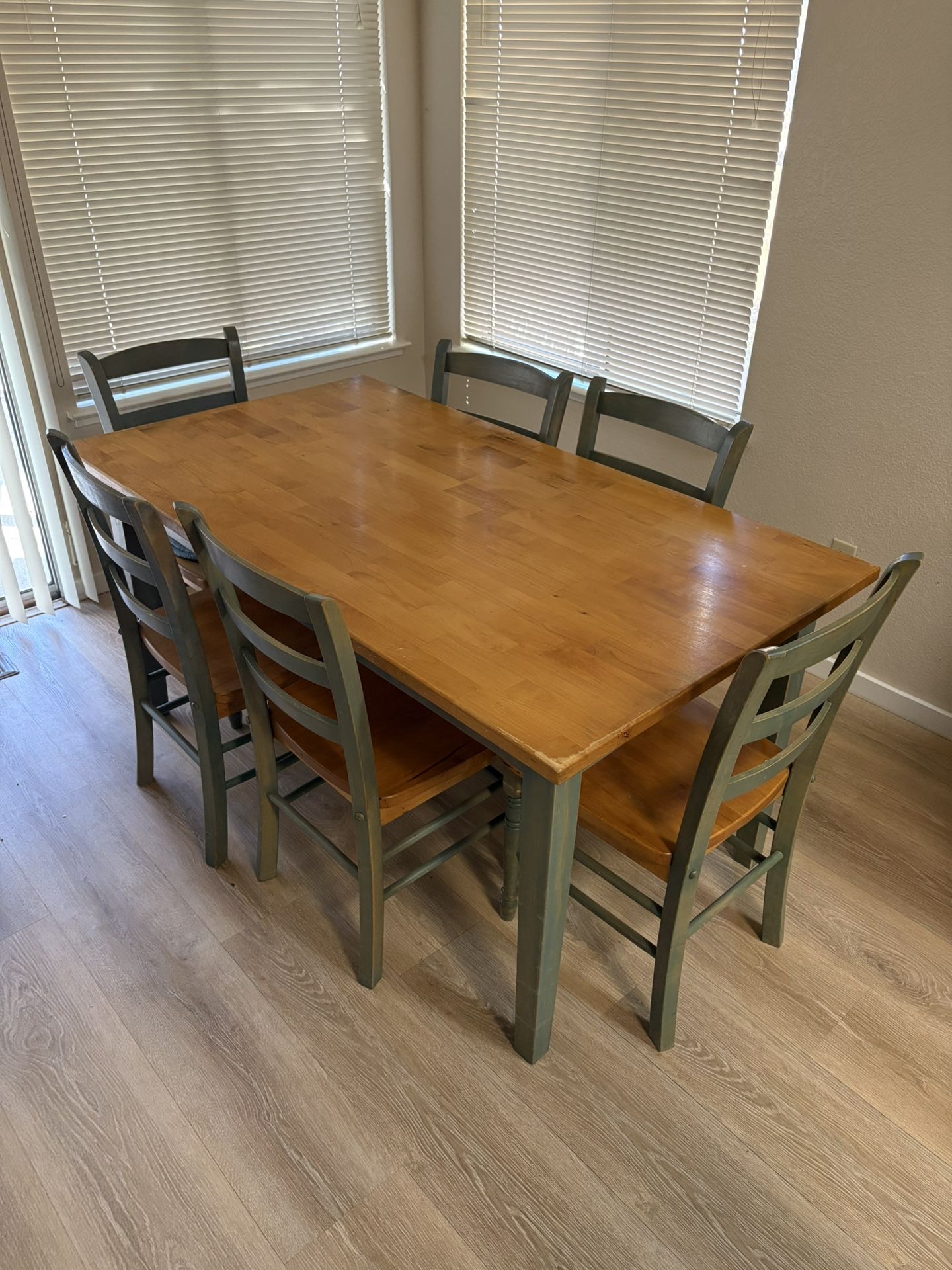 Wooden Table With 6 Chairs 