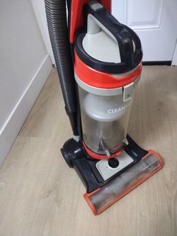 Bissell cleanvew barely used vacuum
