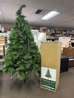7 Ft Christmas Tree