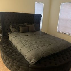 Queen Tufted Storage Bed