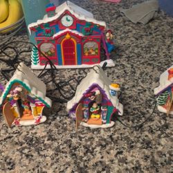 Vintage Mickey Mouse Clock Early 1990s - 2000