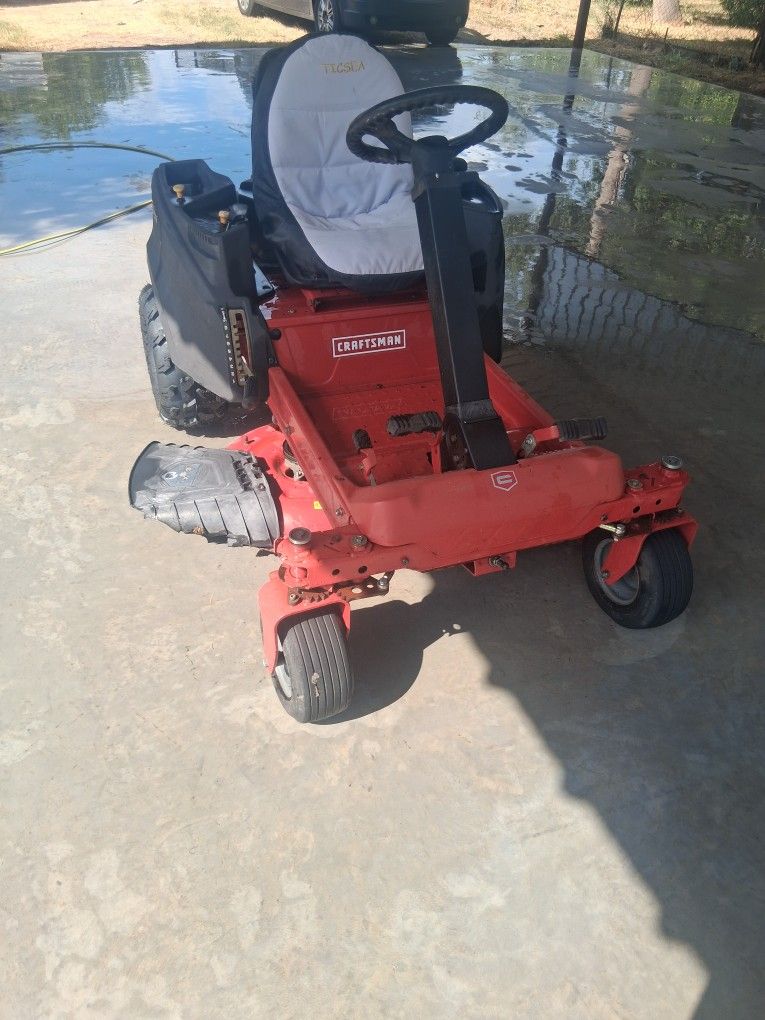 Lawn Tractor
