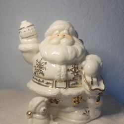 Porcelain Santa With Gold And Jewel Trim