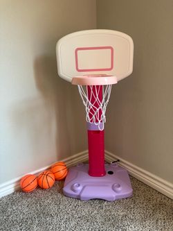 Toddler basketball hoop indoor like new