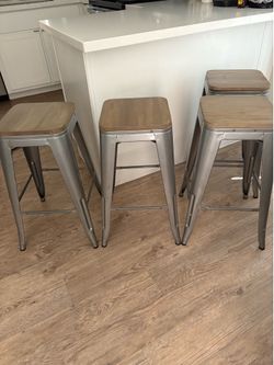 4 26” Counter Stools