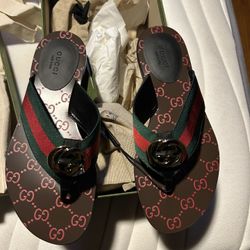 Gucci Slippers 