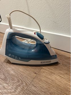 BLACK+DECKER Easy Steam Compact Iron for Clothes, Automatic Shutoff, Nonstick Plate, Light Weight