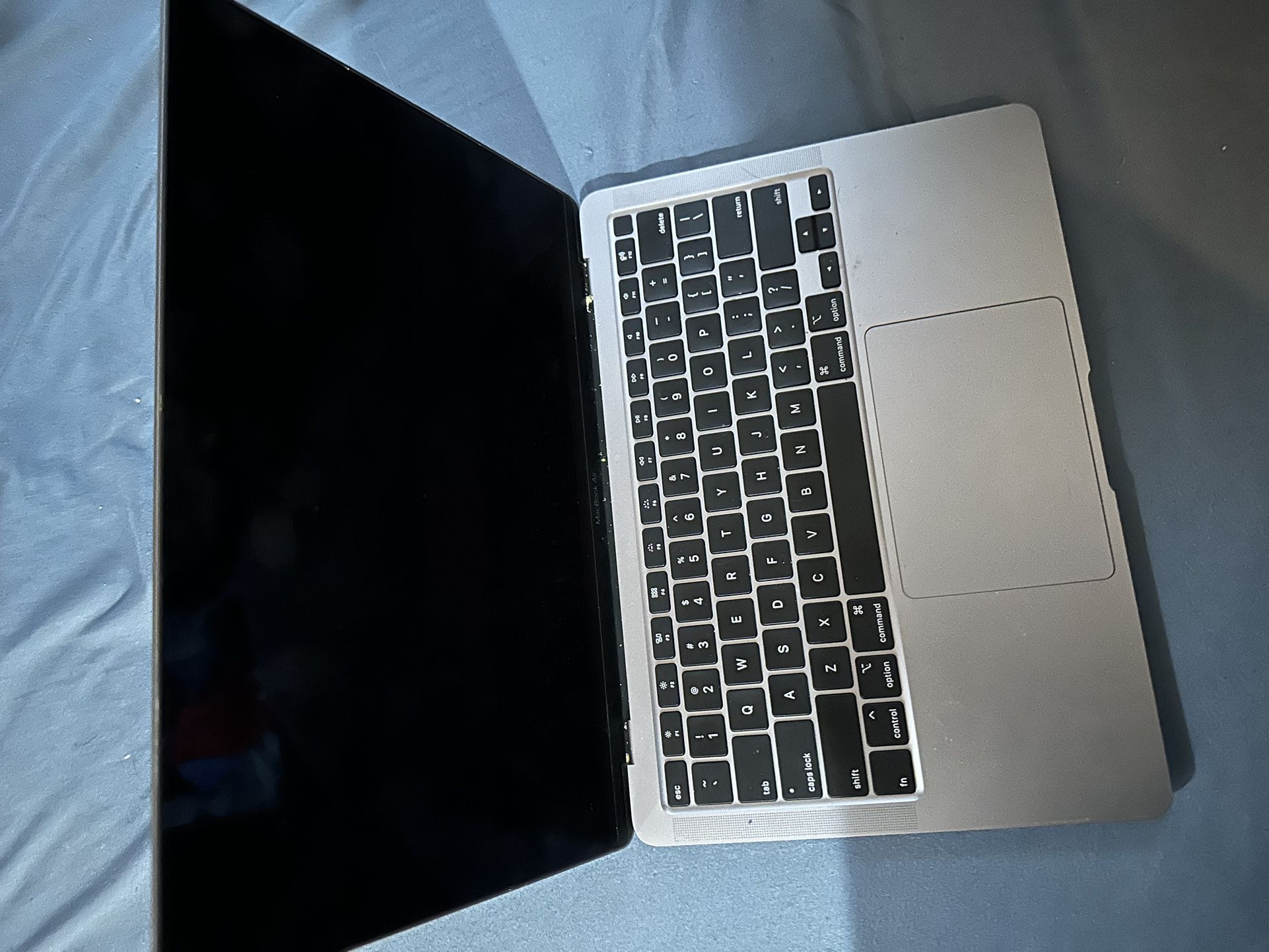 2020 MacBook Air 13” Screen