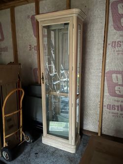 Curio cabinet