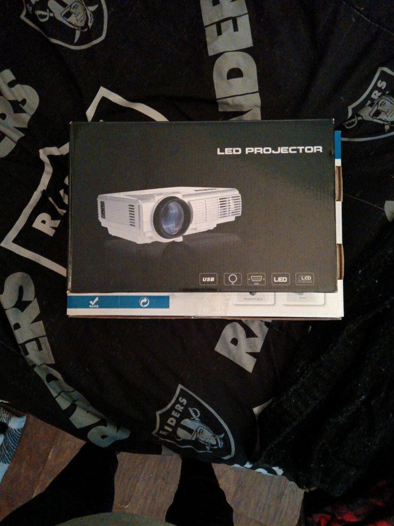 LED Projector