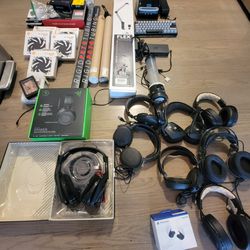 pc computer parts, headphones, keyboard, dymo 5xl, watercooling parts and more