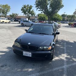2002 BMW 325i