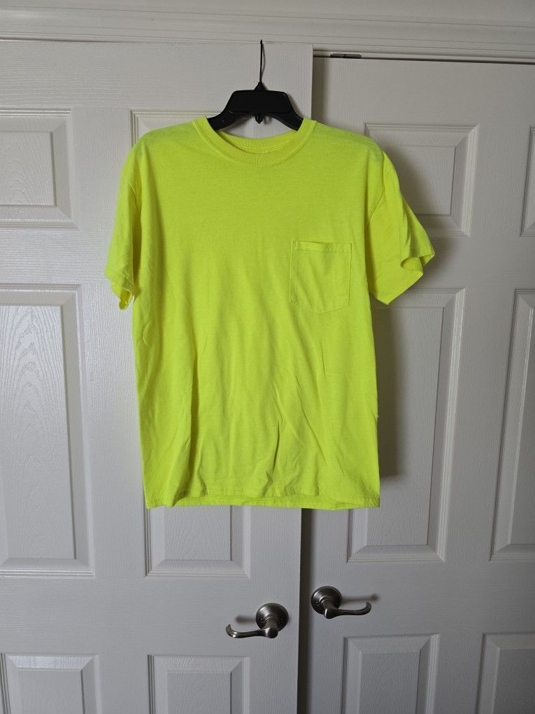 Gildan T-shirt In Yellow Size M