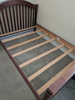 Full bed frame