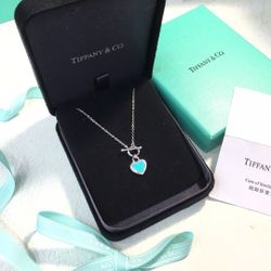 Enamel heart-pin buckle necklace