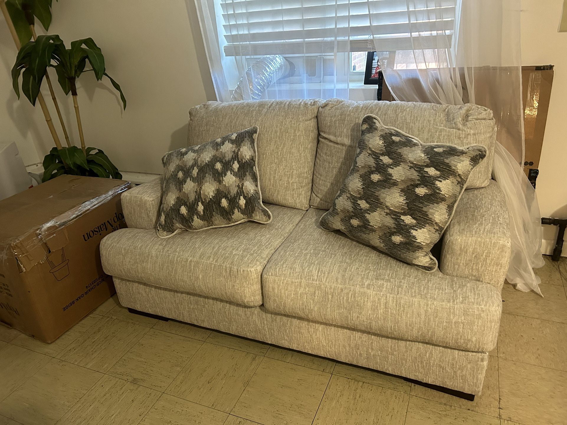 Loveseat