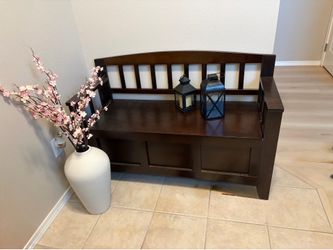 Entry Storage bench