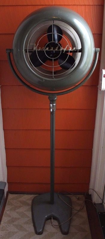 Vintage mid century Vornado fan 12P1 industrial standing floor fan