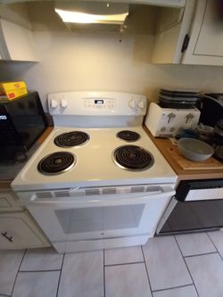 GE free standing range/oven