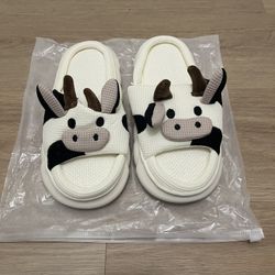 Slippers Size 6.5 - 7