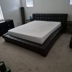 California King Slat base bed frame