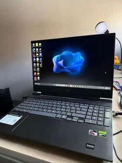 Laptop