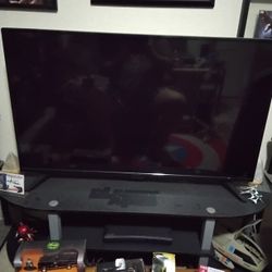 Insignia 42 Inch TV With Remote