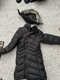 Down Coat For Winter - Marmot
