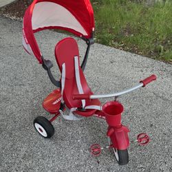 Radio Flyer Trike with Canopy & Cupholder