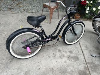 Electra (little Betty) Beach Cruiser for Sale in Los Angeles, CA 