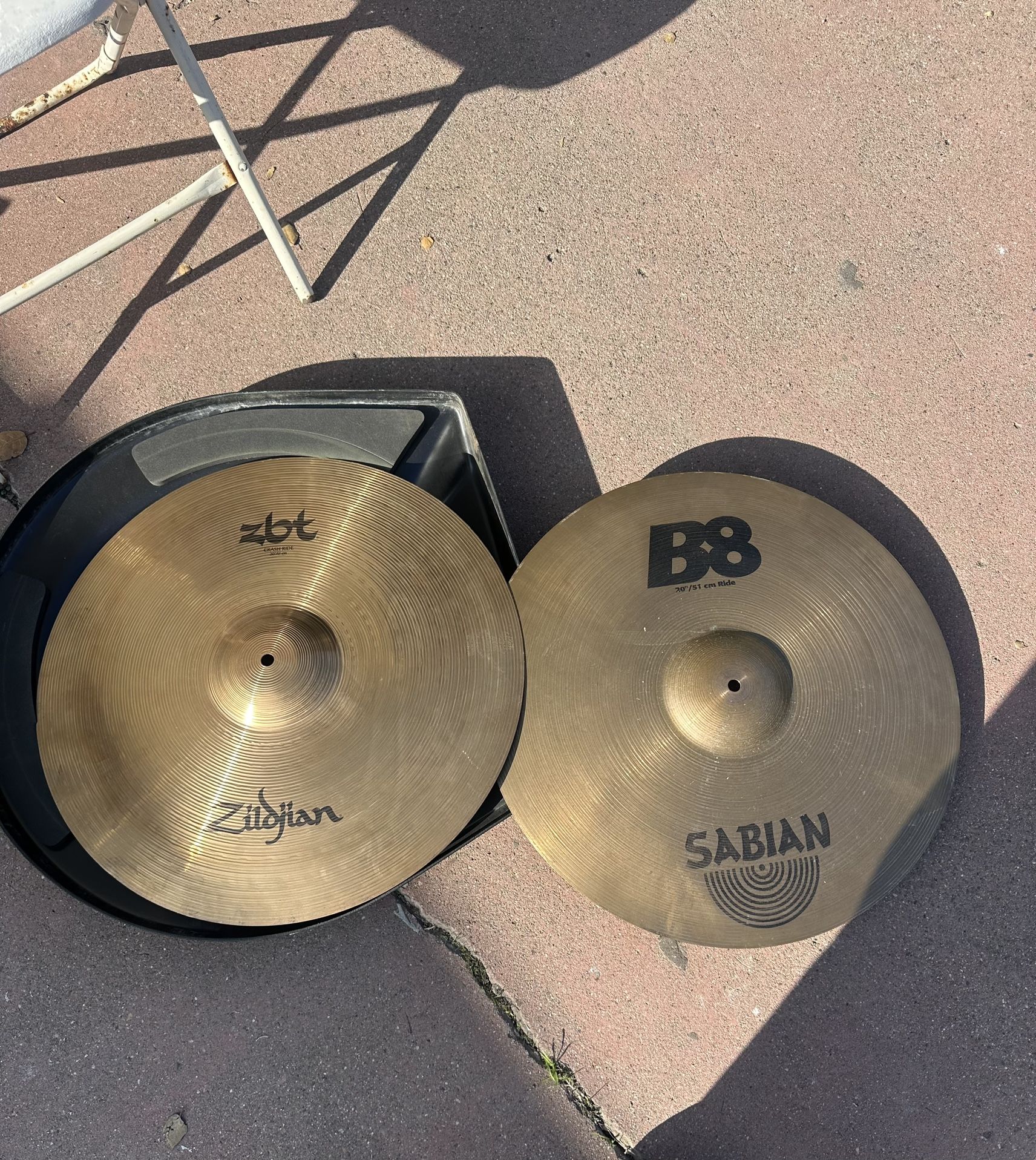 2 Ride Cymbals With Case