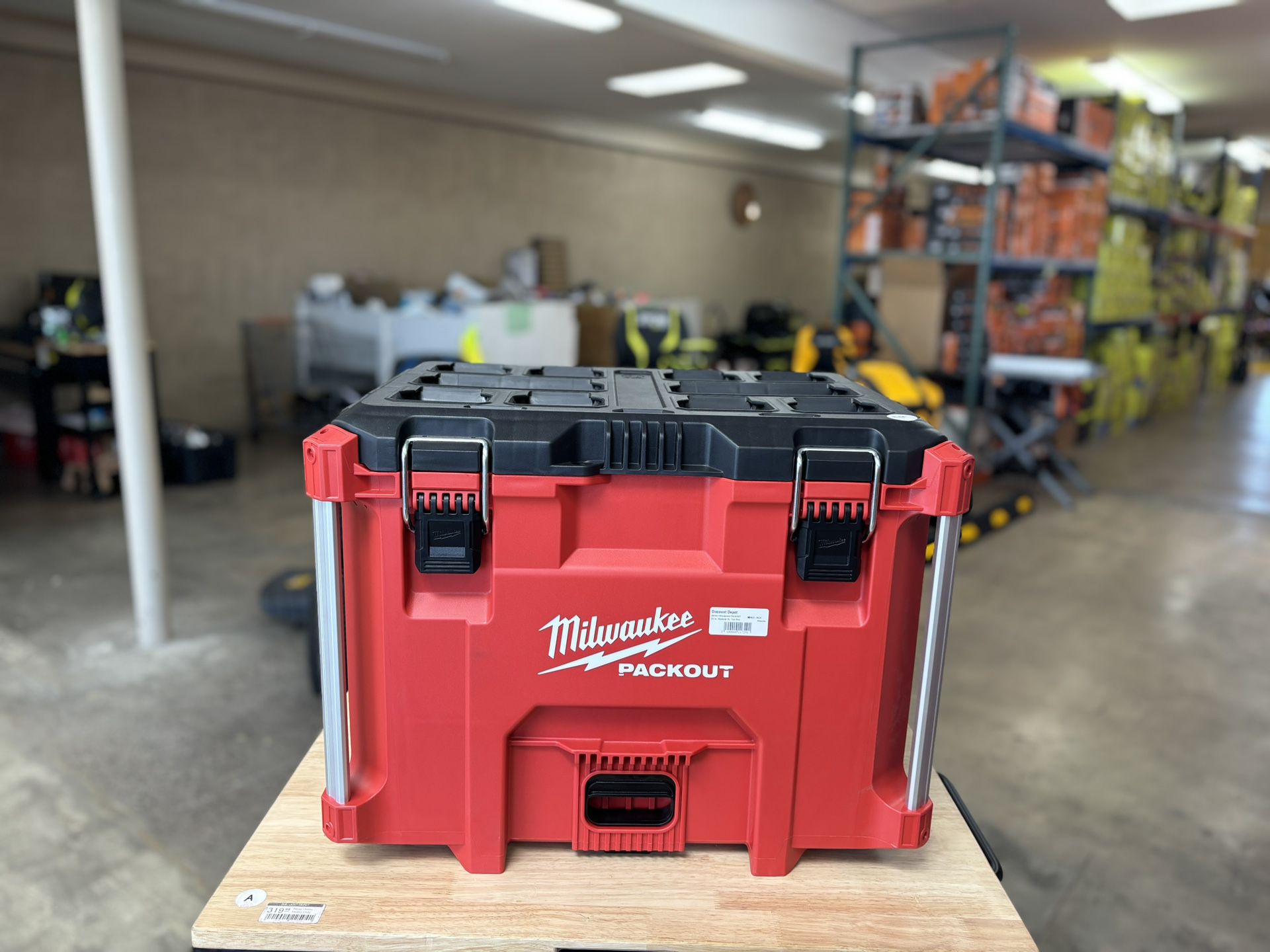 (New) Milwaukee PACKOUT 22 In. Modular XL Tool Box
