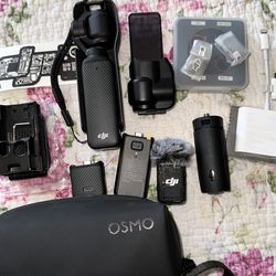 DJI Osmo Pocket 3 Creator Combo