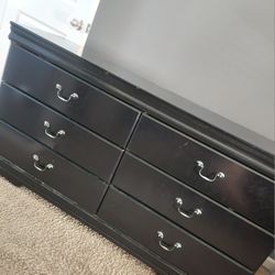 Teen Dresser