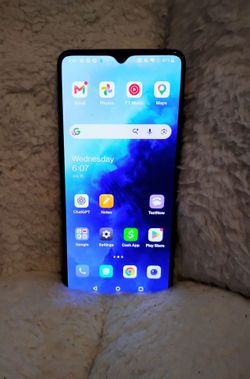 One Plus 7t 128 gb 10+ gb ram !