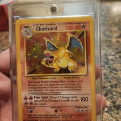 Shiny Charizard Pokémon (Ungraded)