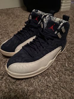 Men’s Jordan 12 International (2022)