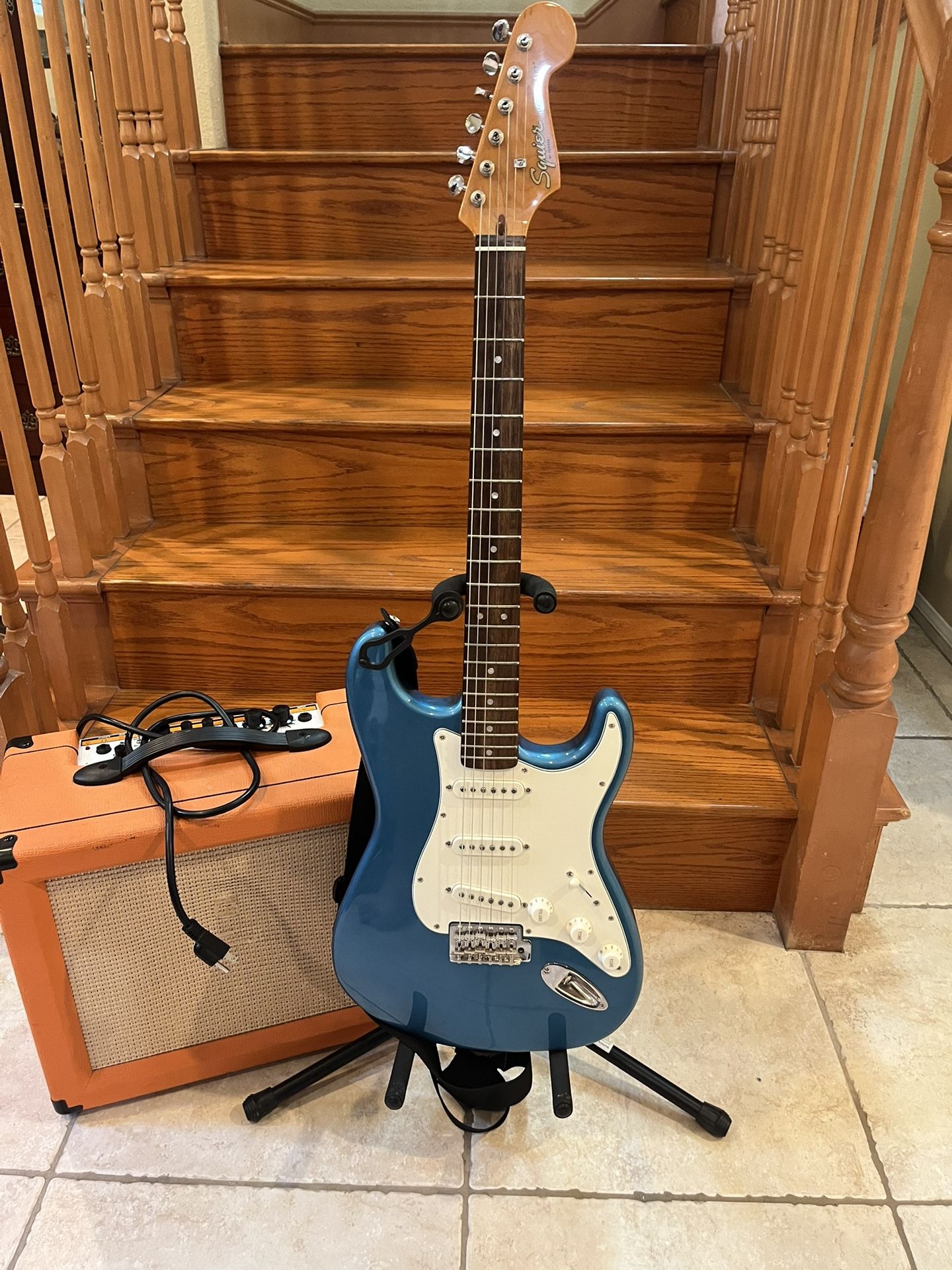 Squier Classic Vibe Stratocaster (Brand New) W/ Orange Crush 35RT Guitar Amp