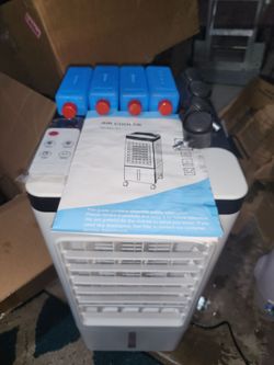 Portable Air Cooler Model S1 Portable Air Cooler with Remote and Ice Packs