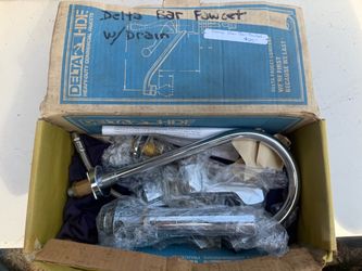 Delta Bar Faucet w/Dram