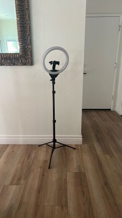 Ring Light With Camera/phone Mount And Remote