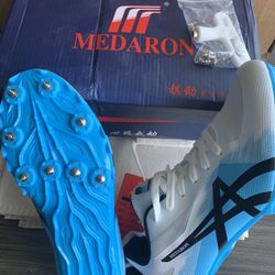 New Unused Track Shoes For High School Girls 40 Size