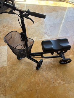MEDICAL LEG SCOOTER