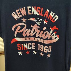 New...  NEW ENGLAND PATRIOTS Shirt... front & back design