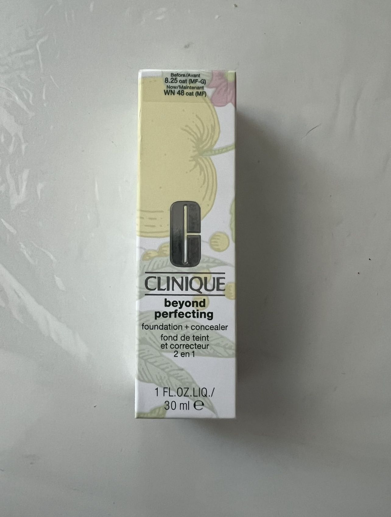 CLINIQUE beyond perfecting foundation + concealer fond de teint et correcteur 2 en 1