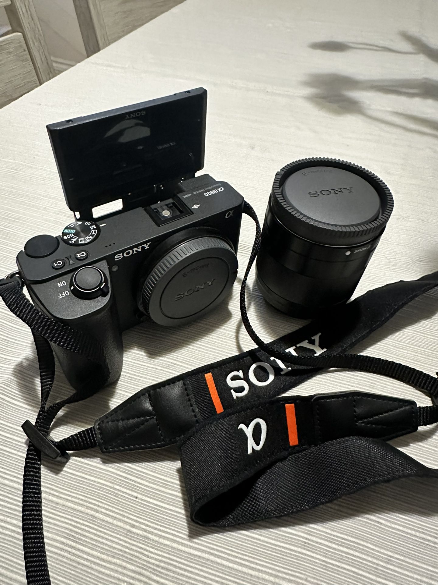 Sony A6600 Camera With Sony 50mm F1.8  Lens 