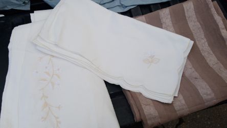 Mantel y servilletas redondo