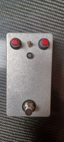 Univox Super Fuzz Clone