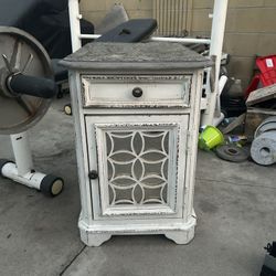 Vintage bedside drawer chest