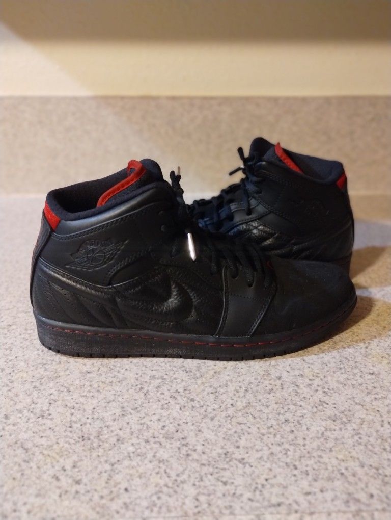 Mens Air Jordan 1 Retro "99 Bred